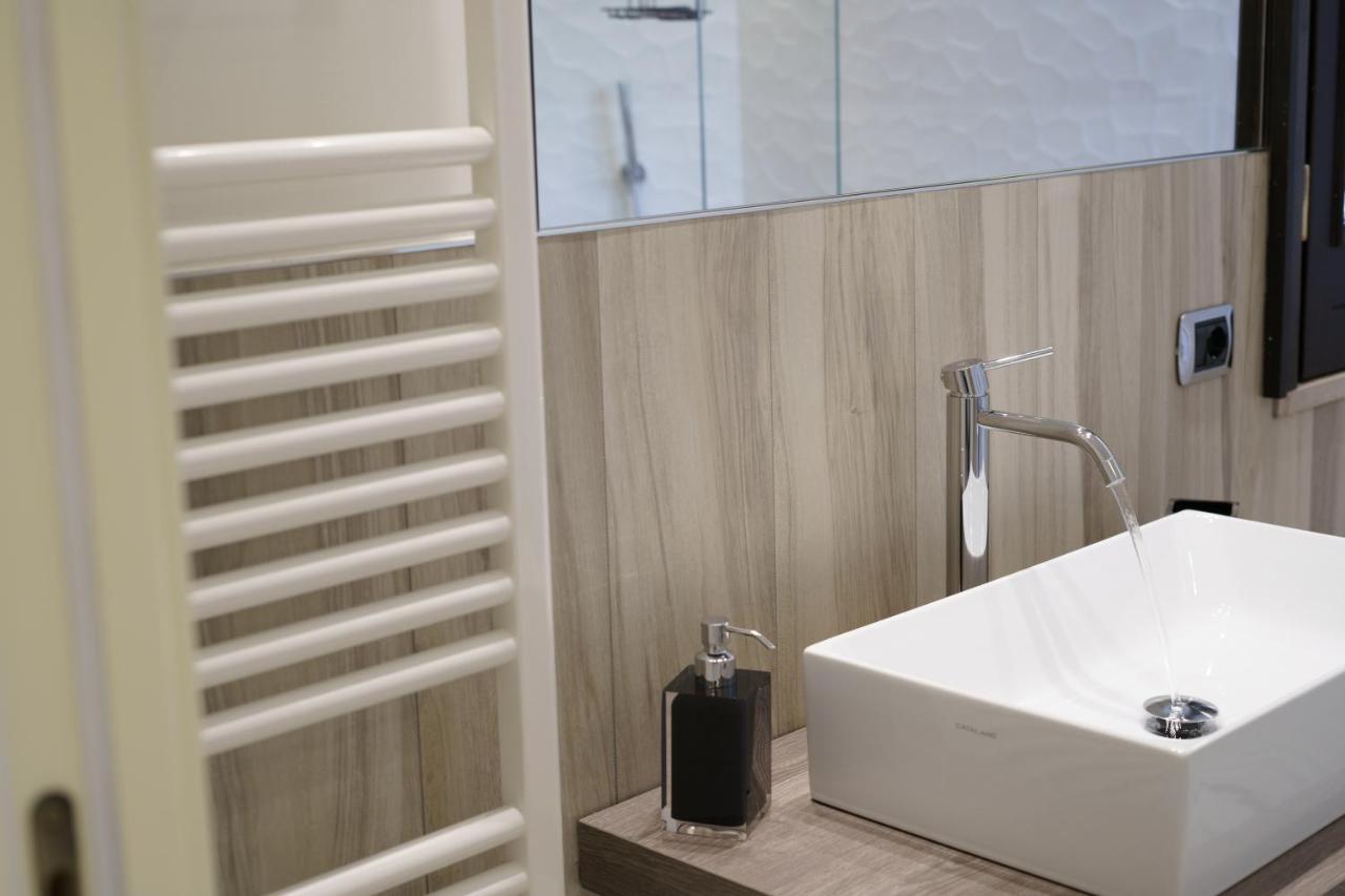 Caffetteria Luca Suite & Rooms Бронте Экстерьер фото